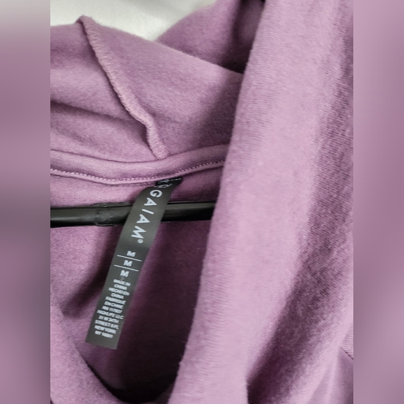 GAIAM Funnel neck purple hoodie light weight - Picture 5 of 6